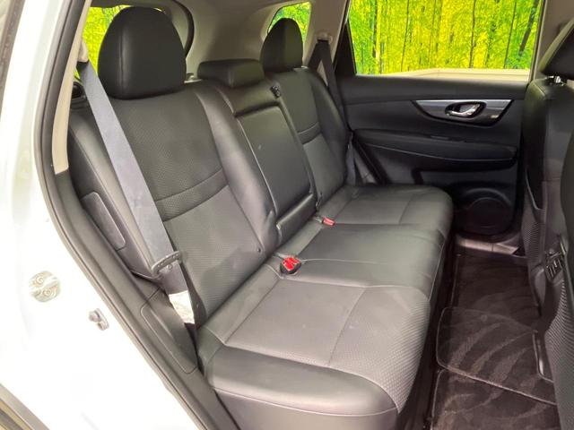 エクストレイル ２０Ｓ　エマージェンシーブレーキパッケージ　４ＷＤ　バックカメラ　衝突被害軽減システム　禁煙車　コーナーセンサー　スマートキー　ＬＥＤヘッド　ビルトインＥＴＣ　純正１７インチアルミ　オートハイビーム　オートライト　デュアルエアコン（9枚目）