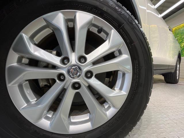 エクストレイル ２０Ｓ　エマージェンシーブレーキパッケージ　４ＷＤ　バックカメラ　衝突被害軽減システム　禁煙車　コーナーセンサー　スマートキー　ＬＥＤヘッド　ビルトインＥＴＣ　純正１７インチアルミ　オートハイビーム　オートライト　デュアルエアコン（13枚目）