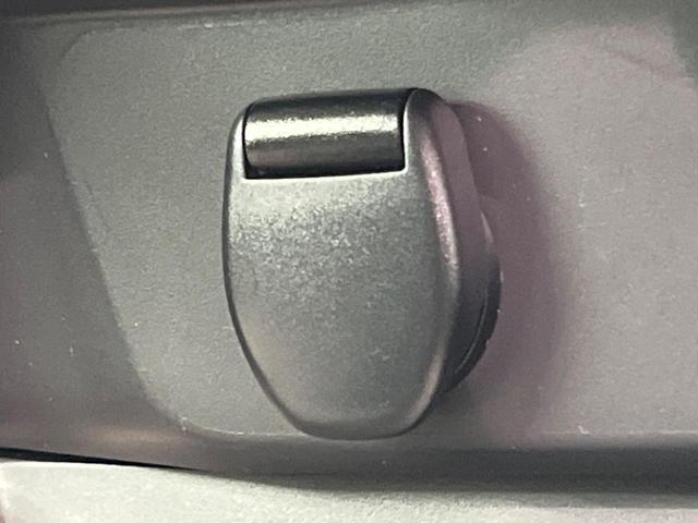 エクストレイル ２０Ｓ　エマージェンシーブレーキパッケージ　４ＷＤ　バックカメラ　衝突被害軽減システム　禁煙車　コーナーセンサー　スマートキー　ＬＥＤヘッド　ビルトインＥＴＣ　純正１７インチアルミ　オートハイビーム　オートライト　デュアルエアコン（56枚目）