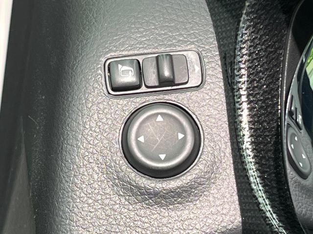 エクストレイル ２０Ｓ　エマージェンシーブレーキパッケージ　４ＷＤ　バックカメラ　衝突被害軽減システム　禁煙車　コーナーセンサー　スマートキー　ＬＥＤヘッド　ビルトインＥＴＣ　純正１７インチアルミ　オートハイビーム　オートライト　デュアルエアコン（58枚目）