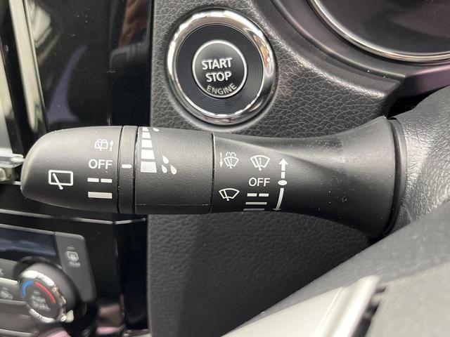 エクストレイル ２０Ｓ　エマージェンシーブレーキパッケージ　４ＷＤ　バックカメラ　衝突被害軽減システム　禁煙車　コーナーセンサー　スマートキー　ＬＥＤヘッド　ビルトインＥＴＣ　純正１７インチアルミ　オートハイビーム　オートライト　デュアルエアコン（60枚目）