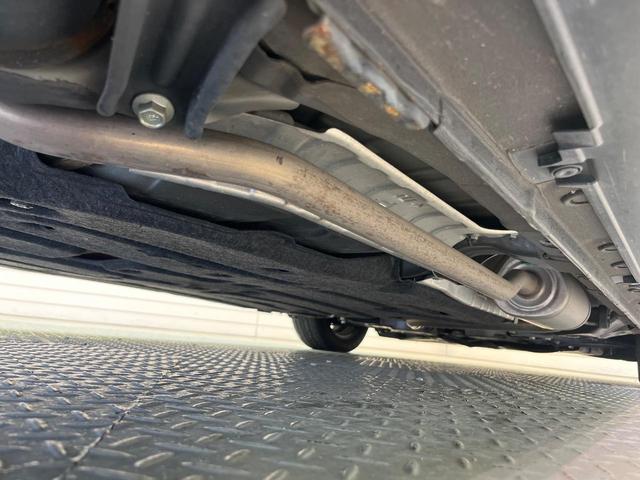 シャトル ハイブリッドＸ　ホンダセンシング　バックカメラ　衝突被害軽減システム　禁煙車　ハーフレザーシート　スマートキー　ＬＥＤヘッド　ビルトインＥＴＣ　車線逸脱警報　オートライト　デュアルエアコン　Ｂｌｕｅｔｏｏｔｈ　ＣＤ　ＤＶＤ再生（24枚目）