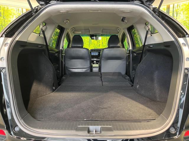 シャトル ハイブリッドＸ　ホンダセンシング　バックカメラ　衝突被害軽減システム　禁煙車　ハーフレザーシート　スマートキー　ＬＥＤヘッド　ビルトインＥＴＣ　車線逸脱警報　オートライト　デュアルエアコン　Ｂｌｕｅｔｏｏｔｈ　ＣＤ　ＤＶＤ再生（38枚目）