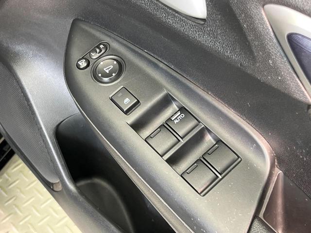 シャトル ハイブリッドＸ　ホンダセンシング　バックカメラ　衝突被害軽減システム　禁煙車　ハーフレザーシート　スマートキー　ＬＥＤヘッド　ビルトインＥＴＣ　車線逸脱警報　オートライト　デュアルエアコン　Ｂｌｕｅｔｏｏｔｈ　ＣＤ　ＤＶＤ再生（46枚目）