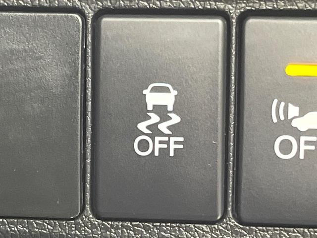 シャトル ハイブリッドＸ　ホンダセンシング　バックカメラ　衝突被害軽減システム　禁煙車　ハーフレザーシート　スマートキー　ＬＥＤヘッド　ビルトインＥＴＣ　車線逸脱警報　オートライト　デュアルエアコン　Ｂｌｕｅｔｏｏｔｈ　ＣＤ　ＤＶＤ再生（61枚目）