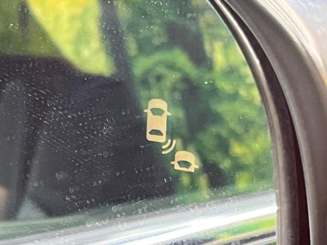 オデッセイハイブリッド ハイブリッドアブソルート・ホンダセンシングＥＸパック　純正ナビ　両側電動ドア　バックカメラ　衝突被害軽減システム　禁煙車　ハーフレザーシート　パワーシート　コーナーセンサー　スマートキー　ＬＥＤヘッド　ビルトインＥＴＣ　純正１７インチアルミ　車線逸脱警報（7枚目）