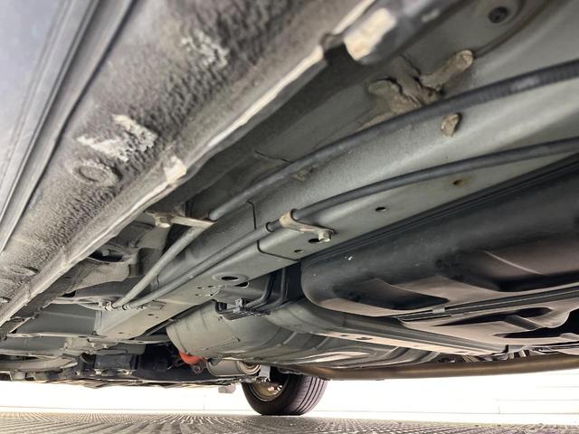 オデッセイハイブリッド ハイブリッドアブソルート・ホンダセンシングＥＸパック　純正ナビ　両側電動ドア　バックカメラ　衝突被害軽減システム　禁煙車　ハーフレザーシート　パワーシート　コーナーセンサー　スマートキー　ＬＥＤヘッド　ビルトインＥＴＣ　純正１７インチアルミ　車線逸脱警報（24枚目）