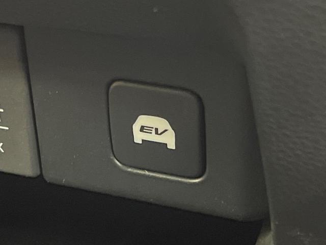 オデッセイハイブリッド ハイブリッドアブソルート・ホンダセンシングＥＸパック　純正ナビ　両側電動ドア　バックカメラ　衝突被害軽減システム　禁煙車　ハーフレザーシート　パワーシート　コーナーセンサー　スマートキー　ＬＥＤヘッド　ビルトインＥＴＣ　純正１７インチアルミ　車線逸脱警報（57枚目）