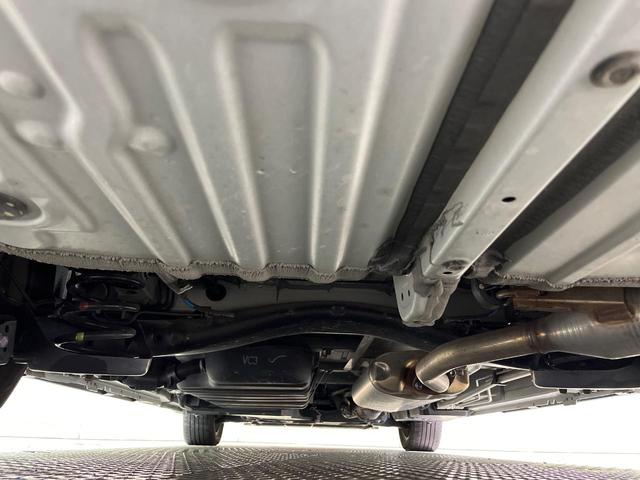 ノア Ｓ－Ｚ　１０型ナビ　両側電動ドア　バックカメラ　衝突被害軽減システム　レーダークルーズ　ハーフレザーシート　コーナーセンサー　スマートキー　ＬＥＤヘッド　ＥＴＣ２．０　純正１７インチアルミ　オートハイビーム（19枚目）