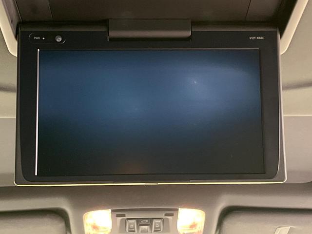 ヴェルファイア ２．５Ｚ　Ａエディション　ゴールデンアイズ　サンルーフ　両側電動ドア　後席モニター　バックカメラ　衝突被害軽減システム　レーダークルーズ　禁煙車　電動リアゲート　ハーフレザーシート　コーナーセンサー　スマートキー　ＨＩＤヘッド　ＥＴＣ２．０（6枚目）