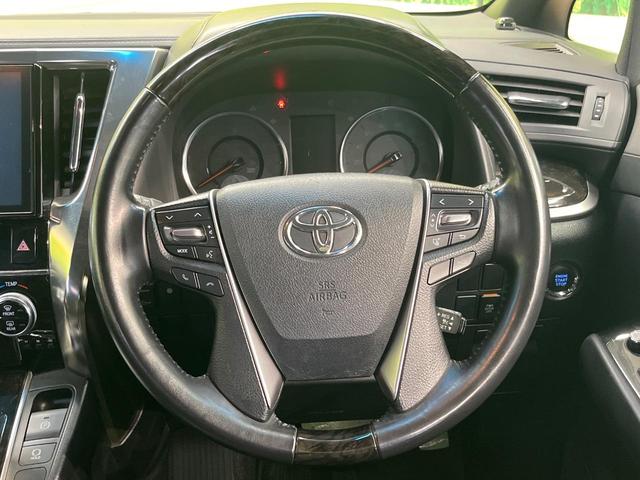 ヴェルファイア ２．５Ｚ　Ａエディション　ゴールデンアイズ　サンルーフ　両側電動ドア　後席モニター　バックカメラ　衝突被害軽減システム　レーダークルーズ　禁煙車　電動リアゲート　ハーフレザーシート　コーナーセンサー　スマートキー　ＨＩＤヘッド　ＥＴＣ２．０（12枚目）