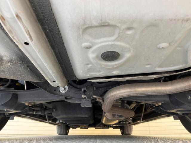 ヴェルファイア ２．５Ｚ　Ａエディション　ゴールデンアイズ　サンルーフ　両側電動ドア　後席モニター　バックカメラ　衝突被害軽減システム　レーダークルーズ　禁煙車　電動リアゲート　ハーフレザーシート　コーナーセンサー　スマートキー　ＨＩＤヘッド　ＥＴＣ２．０（23枚目）