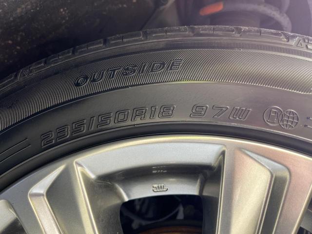 ヴェルファイア ２．５Ｚ　Ａエディション　ゴールデンアイズ　サンルーフ　両側電動ドア　後席モニター　バックカメラ　衝突被害軽減システム　レーダークルーズ　禁煙車　電動リアゲート　ハーフレザーシート　コーナーセンサー　スマートキー　ＨＩＤヘッド　ＥＴＣ２．０（32枚目）