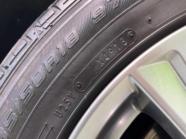 ヴェルファイア ２．５Ｚ　Ａエディション　ゴールデンアイズ　サンルーフ　両側電動ドア　後席モニター　バックカメラ　衝突被害軽減システム　レーダークルーズ　禁煙車　電動リアゲート　ハーフレザーシート　コーナーセンサー　スマートキー　ＨＩＤヘッド　ＥＴＣ２．０（33枚目）