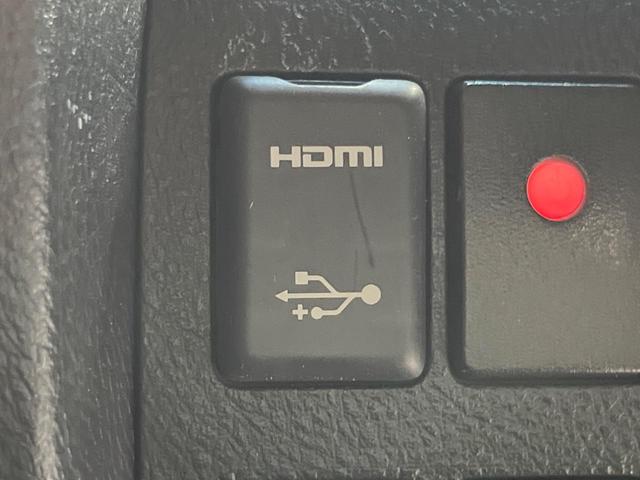 ヴェルファイア ２．５Ｚ　Ａエディション　ゴールデンアイズ　サンルーフ　両側電動ドア　後席モニター　バックカメラ　衝突被害軽減システム　レーダークルーズ　禁煙車　電動リアゲート　ハーフレザーシート　コーナーセンサー　スマートキー　ＨＩＤヘッド　ＥＴＣ２．０（48枚目）