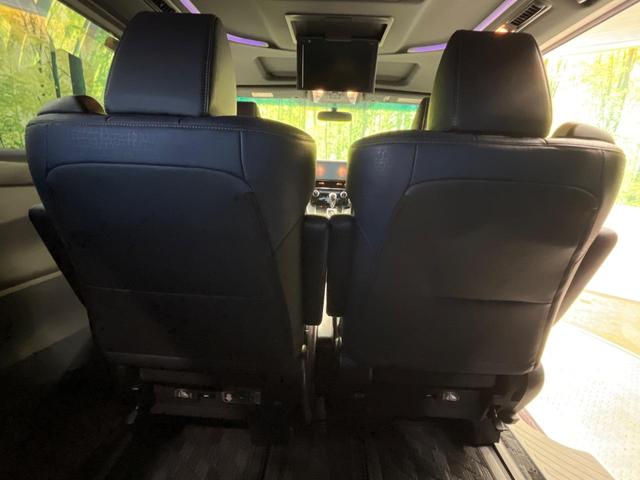 ヴェルファイア ２．５Ｚ　Ａエディション　ゴールデンアイズ　サンルーフ　両側電動ドア　後席モニター　バックカメラ　衝突被害軽減システム　レーダークルーズ　禁煙車　電動リアゲート　ハーフレザーシート　コーナーセンサー　スマートキー　ＨＩＤヘッド　ＥＴＣ２．０（52枚目）