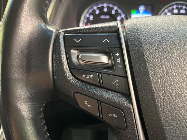 ヴェルファイア ２．５Ｚ　Ａエディション　ゴールデンアイズ　サンルーフ　両側電動ドア　後席モニター　バックカメラ　衝突被害軽減システム　レーダークルーズ　禁煙車　電動リアゲート　ハーフレザーシート　コーナーセンサー　スマートキー　ＨＩＤヘッド　ＥＴＣ２．０（71枚目）