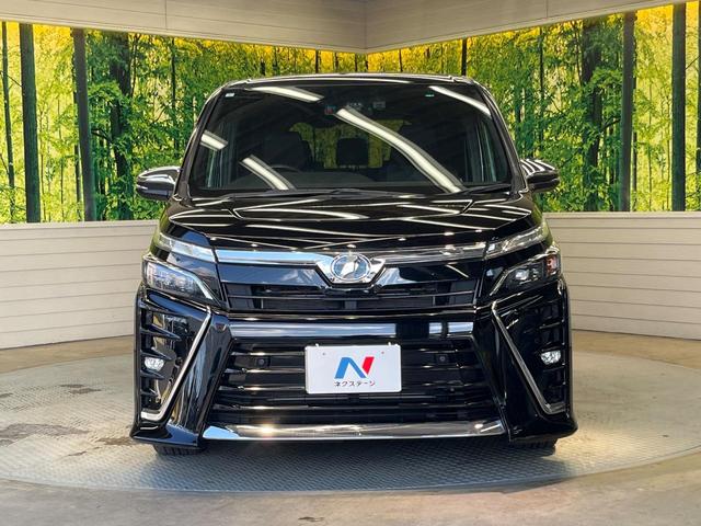 ヴォクシー ハイブリッドＺＳ　煌ＩＩ　両側電動ドア　後席モニター　バックカメラ　衝突被害軽減システム　禁煙車　ドラレコ　コーナーセンサー　スマートキー　ＬＥＤヘッド　ビルトインＥＴＣ　クルコン　純正１６インチアルミ　オートハイビーム（15枚目）