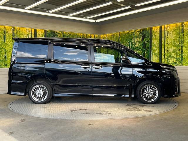 ヴォクシー ハイブリッドＺＳ　煌ＩＩ　両側電動ドア　後席モニター　バックカメラ　衝突被害軽減システム　禁煙車　ドラレコ　コーナーセンサー　スマートキー　ＬＥＤヘッド　ビルトインＥＴＣ　クルコン　純正１６インチアルミ　オートハイビーム（28枚目）