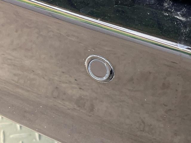 ヴォクシー ハイブリッドＺＳ　煌ＩＩ　両側電動ドア　後席モニター　バックカメラ　衝突被害軽減システム　禁煙車　ドラレコ　コーナーセンサー　スマートキー　ＬＥＤヘッド　ビルトインＥＴＣ　クルコン　純正１６インチアルミ　オートハイビーム（50枚目）