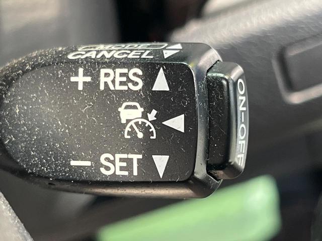 クラウンハイブリッド アスリートＳ　純正８型ナビ　バックカメラ　プリクラッシュセーフティ　レーダークルーズ　禁煙車　レザーシート　シートヒーター　シートエアコン　ドラレコ　コーナーセンサー　レーンキープ　スマートキー　ＬＥＤヘッドランプ（5枚目）