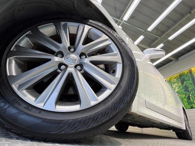 クラウンハイブリッド アスリートＳ　純正８型ナビ　バックカメラ　プリクラッシュセーフティ　レーダークルーズ　禁煙車　レザーシート　シートヒーター　シートエアコン　ドラレコ　コーナーセンサー　レーンキープ　スマートキー　ＬＥＤヘッドランプ（13枚目）