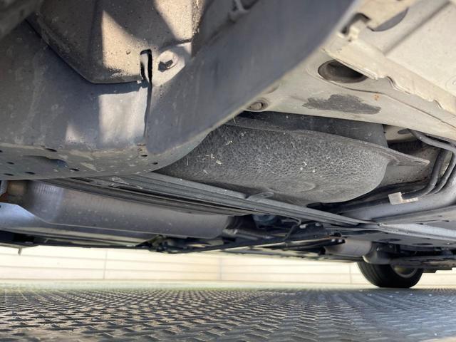 クラウンハイブリッド アスリートＳ　純正８型ナビ　バックカメラ　プリクラッシュセーフティ　レーダークルーズ　禁煙車　レザーシート　シートヒーター　シートエアコン　ドラレコ　コーナーセンサー　レーンキープ　スマートキー　ＬＥＤヘッドランプ（23枚目）