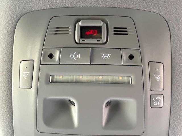 クラウンハイブリッド アスリートＳ　純正８型ナビ　バックカメラ　プリクラッシュセーフティ　レーダークルーズ　禁煙車　レザーシート　シートヒーター　シートエアコン　ドラレコ　コーナーセンサー　レーンキープ　スマートキー　ＬＥＤヘッドランプ（59枚目）