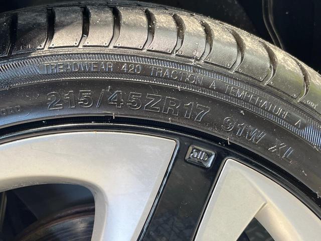 プリウス Ａツーリングセレクション　純正ＳＤナビ　バックカメラ　衝突被害軽減システム　レーダークルーズ　禁煙車　ハーフレザーシート　パワーシート　ドラレコ　コーナーセンサー　スマートキー　ＬＥＤヘッド　ビルトインＥＴＣ（31枚目）