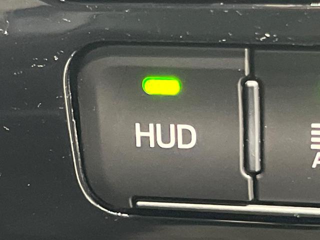 プリウス Ａツーリングセレクション　純正ＳＤナビ　バックカメラ　衝突被害軽減システム　レーダークルーズ　禁煙車　ハーフレザーシート　パワーシート　ドラレコ　コーナーセンサー　スマートキー　ＬＥＤヘッド　ビルトインＥＴＣ（65枚目）