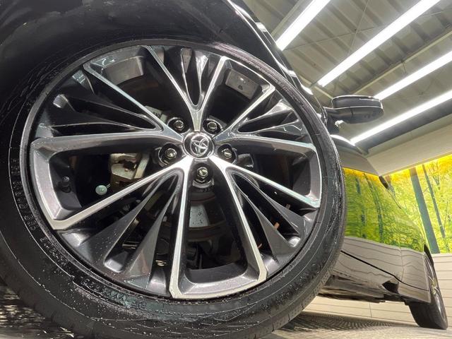 プリウス Ｚ　全周囲カメラ　１００Ｖ電源　衝突被害軽減システム　レーダークルーズ　禁煙車　電動リアゲート　ハーフレザーシート　前席シートエアコン　パワーシート　コーナーセンサー　スマートキー　ＬＥＤヘッド（13枚目）