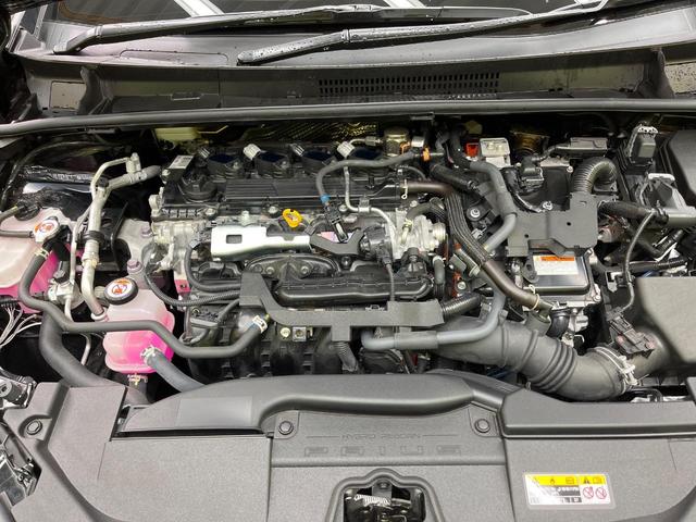 プリウス Ｚ　全周囲カメラ　１００Ｖ電源　衝突被害軽減システム　レーダークルーズ　禁煙車　電動リアゲート　ハーフレザーシート　前席シートエアコン　パワーシート　コーナーセンサー　スマートキー　ＬＥＤヘッド（18枚目）