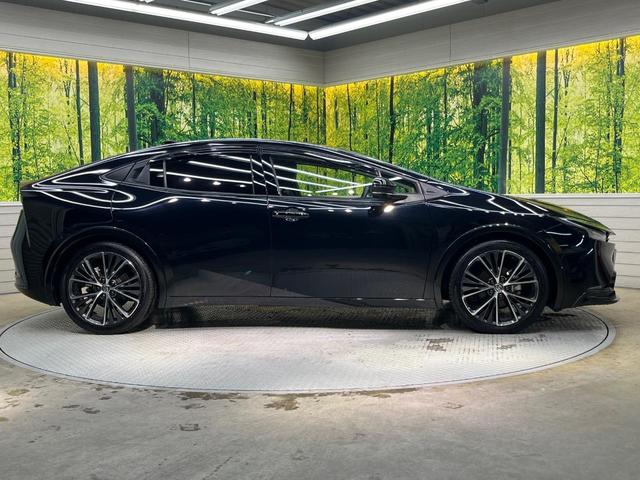 プリウス Ｚ　全周囲カメラ　１００Ｖ電源　衝突被害軽減システム　レーダークルーズ　禁煙車　電動リアゲート　ハーフレザーシート　前席シートエアコン　パワーシート　コーナーセンサー　スマートキー　ＬＥＤヘッド（27枚目）