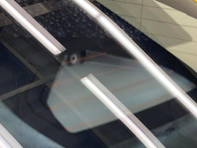 プリウス Ｚ　全周囲カメラ　１００Ｖ電源　衝突被害軽減システム　レーダークルーズ　禁煙車　電動リアゲート　ハーフレザーシート　前席シートエアコン　パワーシート　コーナーセンサー　スマートキー　ＬＥＤヘッド（43枚目）