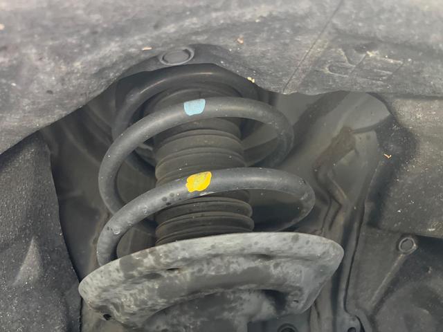 ハリアーハイブリッド Ｚ　レザーパッケージ　全周囲カメラ　ＪＢＬサウンド　衝突被害軽減システム　レーダークルーズ　禁煙車　電動リアゲート　レザーシート　前席シートエアコン　ドラレコ　コーナーセンサー　スマートキー　ＬＥＤヘッド　ＥＴＣ２．０（19枚目）