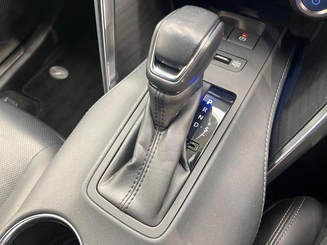 ハリアーハイブリッド Ｚ　レザーパッケージ　全周囲カメラ　ＪＢＬサウンド　衝突被害軽減システム　レーダークルーズ　禁煙車　電動リアゲート　レザーシート　前席シートエアコン　ドラレコ　コーナーセンサー　スマートキー　ＬＥＤヘッド　ＥＴＣ２．０（43枚目）