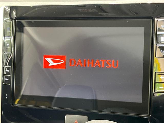 タント カスタムＸ　トップエディションＳＡＩＩＩ　両側電動スライド　純正８型ナビ　全周囲カメラ　スマートアシスト　禁煙車　ハーフレザーシート　シートヒーター　ドラレコ　コーナーセンサー　スマートキー　ＬＥＤヘッド　ＥＴＣ　オートマチックハイビーム（4枚目）