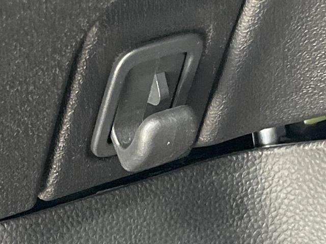 Ｎ－ＢＯＸカスタム ターボコーディネートスタイル　届出済未使用車　両側電動ドア　衝突被害軽減システム　ハーフレザーシート　コーナーセンサー　スマートキー　ＬＥＤヘッド　純正１５インチアルミ　オートハイビーム　車線逸脱警報　オートライト（71枚目）