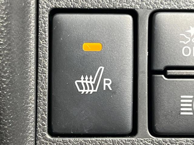 タント カスタムＸ　トップエディションＳＡＩＩＩ　電動スライド　ナビ　バックカメラ　スマートアシスト　禁煙車　ハーフレザーシート　シートヒーター　コーナーセンサー　スマートキー　ＬＥＤヘッド　ＥＴＣ　オートマチックハイビーム　車線逸脱警報（7枚目）