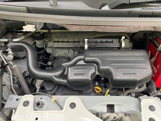 タント カスタムＸ　トップエディションＳＡＩＩＩ　電動スライド　ナビ　バックカメラ　スマートアシスト　禁煙車　ハーフレザーシート　シートヒーター　コーナーセンサー　スマートキー　ＬＥＤヘッド　ＥＴＣ　オートマチックハイビーム　車線逸脱警報（18枚目）