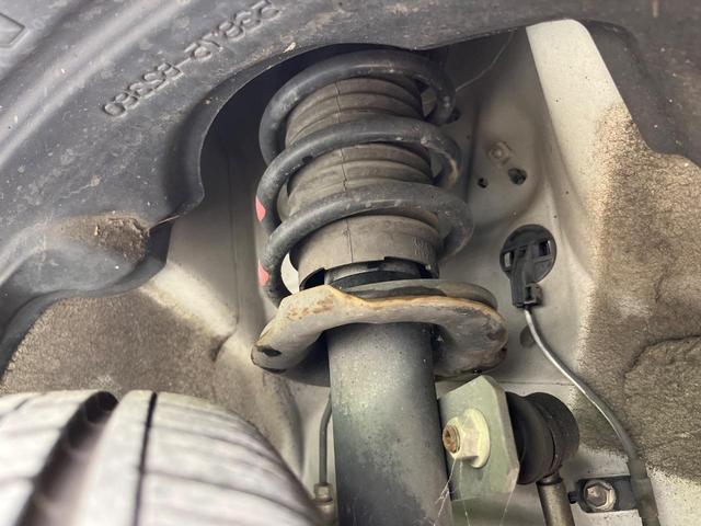 タント カスタムＸ　トップエディションＳＡＩＩＩ　電動スライド　ナビ　バックカメラ　スマートアシスト　禁煙車　ハーフレザーシート　シートヒーター　コーナーセンサー　スマートキー　ＬＥＤヘッド　ＥＴＣ　オートマチックハイビーム　車線逸脱警報（20枚目）