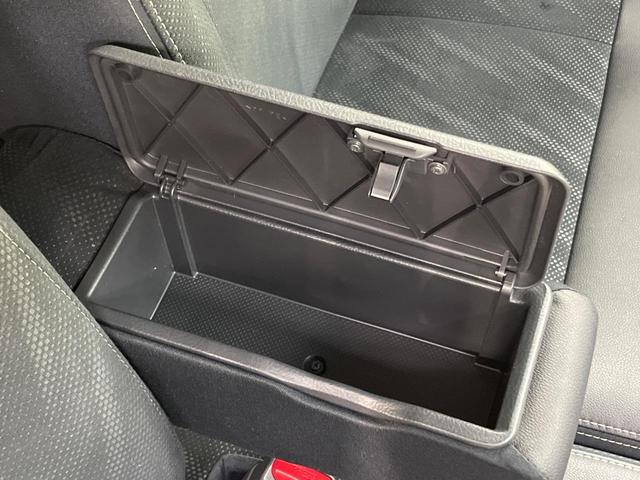 タント カスタムＸ　トップエディションＳＡＩＩＩ　電動スライド　ナビ　バックカメラ　スマートアシスト　禁煙車　ハーフレザーシート　シートヒーター　コーナーセンサー　スマートキー　ＬＥＤヘッド　ＥＴＣ　オートマチックハイビーム　車線逸脱警報（55枚目）