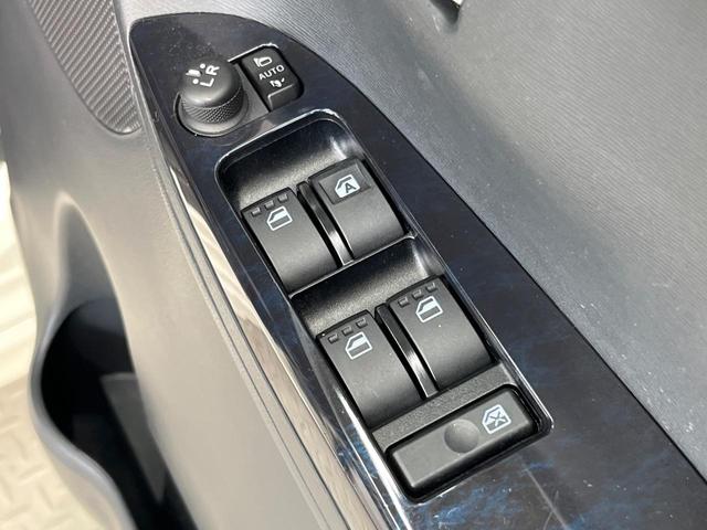 タント カスタムＸ　トップエディションＳＡＩＩＩ　電動スライド　ナビ　バックカメラ　スマートアシスト　禁煙車　ハーフレザーシート　シートヒーター　コーナーセンサー　スマートキー　ＬＥＤヘッド　ＥＴＣ　オートマチックハイビーム　車線逸脱警報（57枚目）