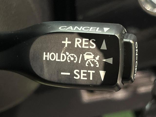 プリウス S SDナビ バックカメラ プリクラッシュセーフティ レーダークルーズ 禁煙車 コーナーセンサー スマートキー レーンキープ LEDヘッド ETC オートマチックハイビーム 車線逸脱警報(6枚目)