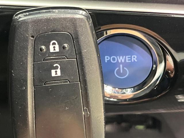 プリウス S SDナビ バックカメラ プリクラッシュセーフティ レーダークルーズ 禁煙車 コーナーセンサー スマートキー レーンキープ LEDヘッド ETC オートマチックハイビーム 車線逸脱警報(7枚目)