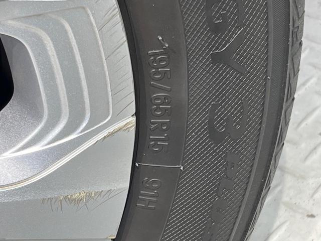 プリウス S SDナビ バックカメラ プリクラッシュセーフティ レーダークルーズ 禁煙車 コーナーセンサー スマートキー レーンキープ LEDヘッド ETC オートマチックハイビーム 車線逸脱警報(33枚目)