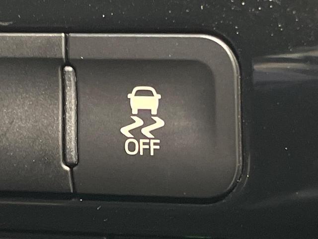 プリウス S SDナビ バックカメラ プリクラッシュセーフティ レーダークルーズ 禁煙車 コーナーセンサー スマートキー レーンキープ LEDヘッド ETC オートマチックハイビーム 車線逸脱警報(42枚目)