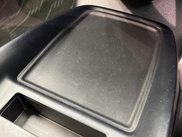 プリウス S SDナビ バックカメラ プリクラッシュセーフティ レーダークルーズ 禁煙車 コーナーセンサー スマートキー レーンキープ LEDヘッド ETC オートマチックハイビーム 車線逸脱警報(59枚目)