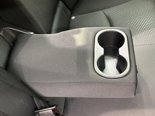 プリウス S SDナビ バックカメラ プリクラッシュセーフティ レーダークルーズ 禁煙車 コーナーセンサー スマートキー レーンキープ LEDヘッド ETC オートマチックハイビーム 車線逸脱警報(62枚目)