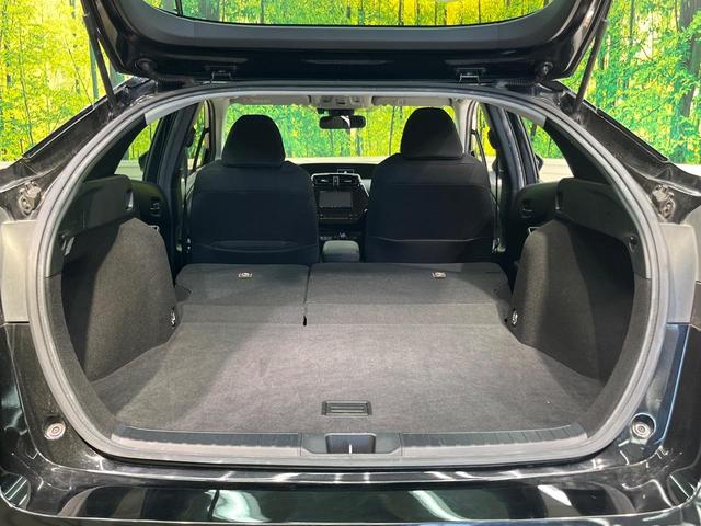 プリウス S SDナビ バックカメラ 衝突被害軽減システム レーダークルーズ 禁煙車 コーナーセンサー スマートキー LEDヘッド ビルトインETC 純正15インチアルミ 車線逸脱警報 オートライト(10枚目)